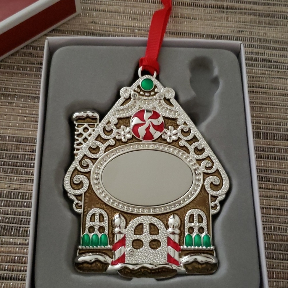 Gingerbread house ornament